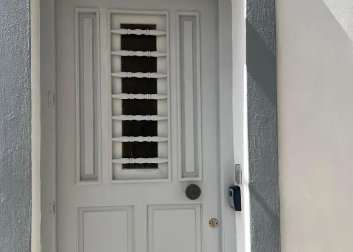 Stelios' Beachfront Retreat Casa de Férias