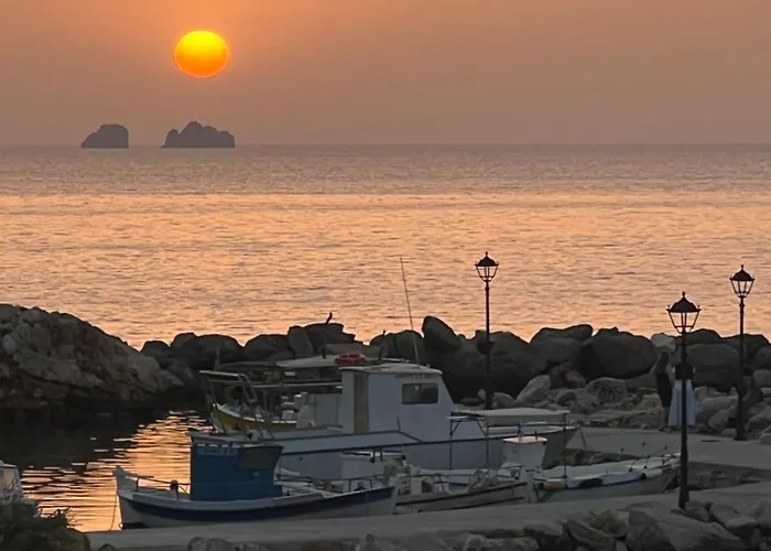 Vakantiehuis Stelios' Beachfront Retreat *