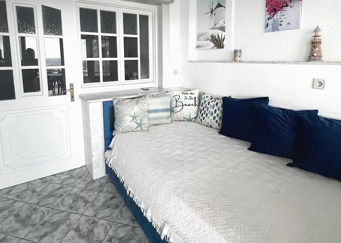 Stelios' Beachfront Retreat 度假居